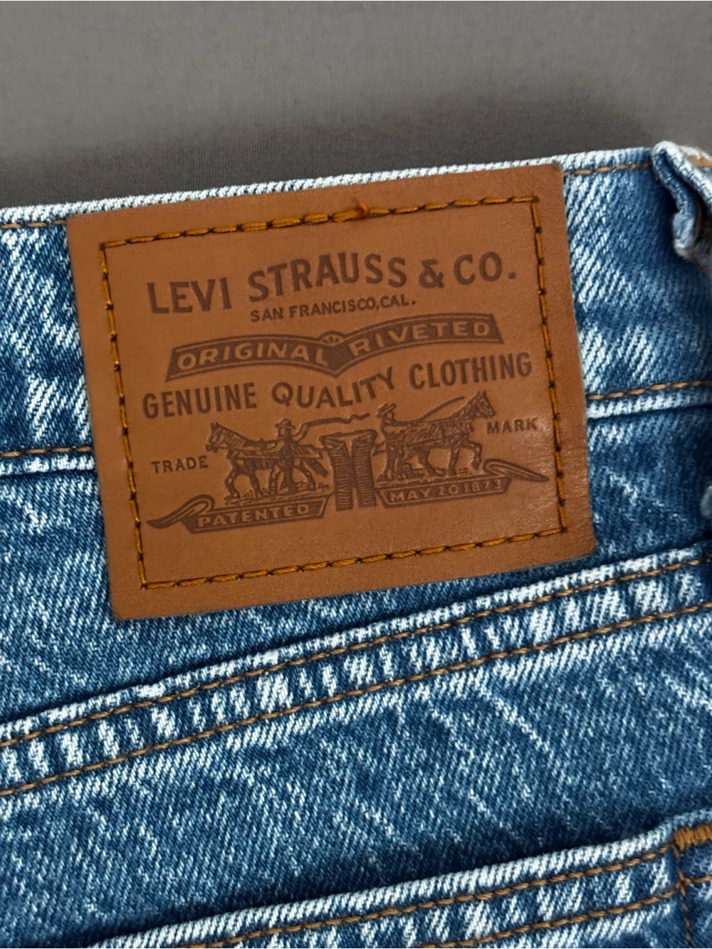 Levi’s Premium Wedgie Straight Jeans 29 High Rise Button Fly Cropped Denim - Picture 10 of 13